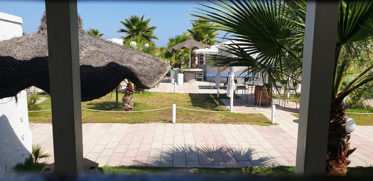 Torquemada Beach Club Margherita Di Savoia Exterior photo